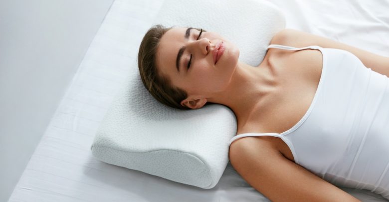 Oreiller ergonomique de soutien du cou, protection cervicale, oreillers en  mousse à mémoire de forme pour dormeurs sur le côté du dos et du ventre