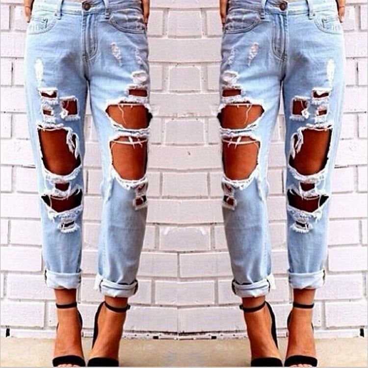 loose ripped boyfriend jeans