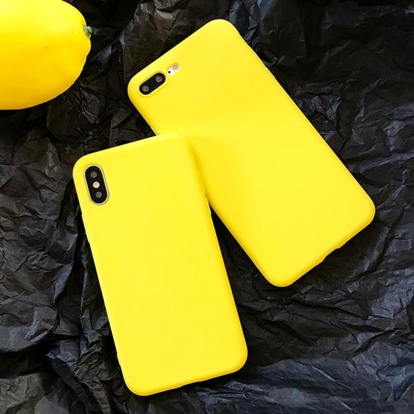 coque iphone xs silicone jaune