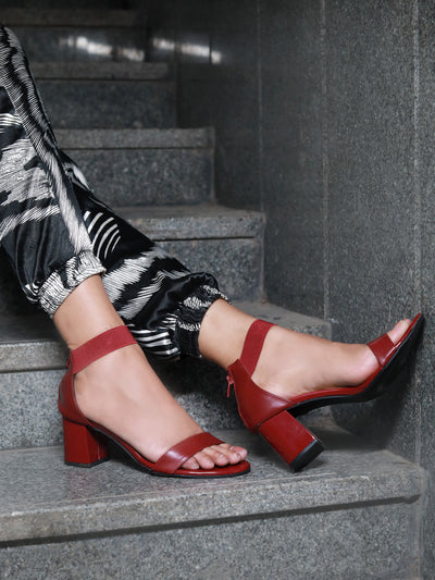 Women's velvet platform pumps | Women's shoes | Cortefiel