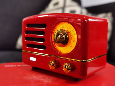 Red metal speaker