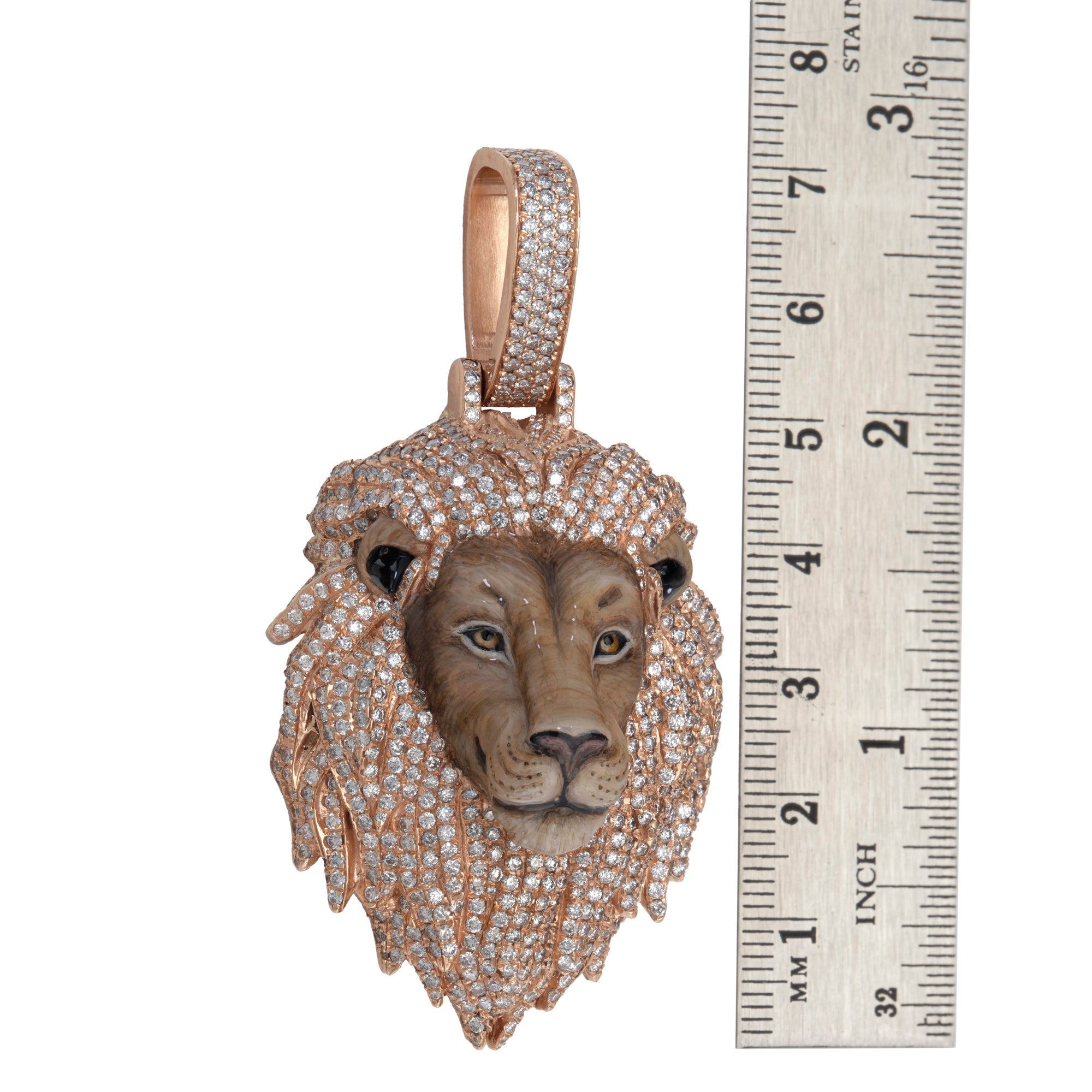 cartier lion head pendant