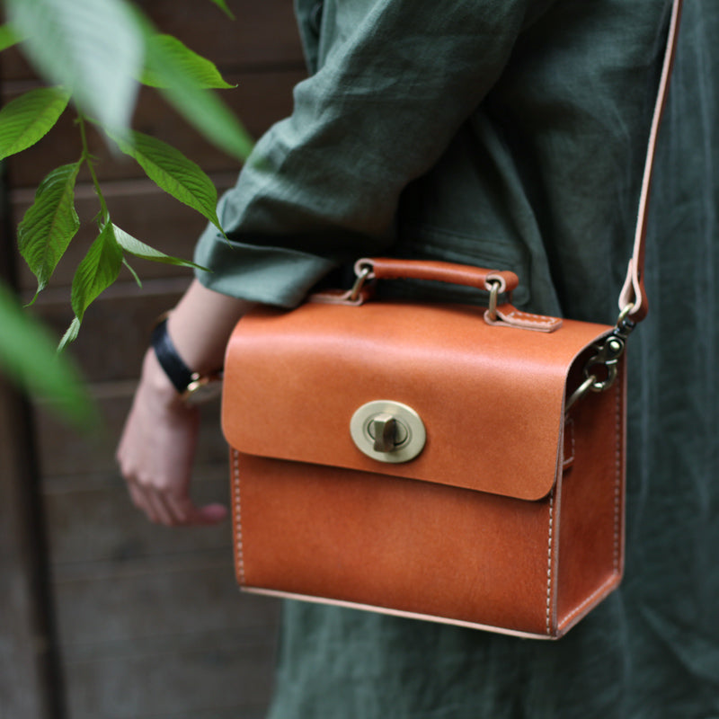 ladies leather satchel bag