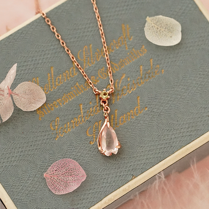 necklace rose quartz