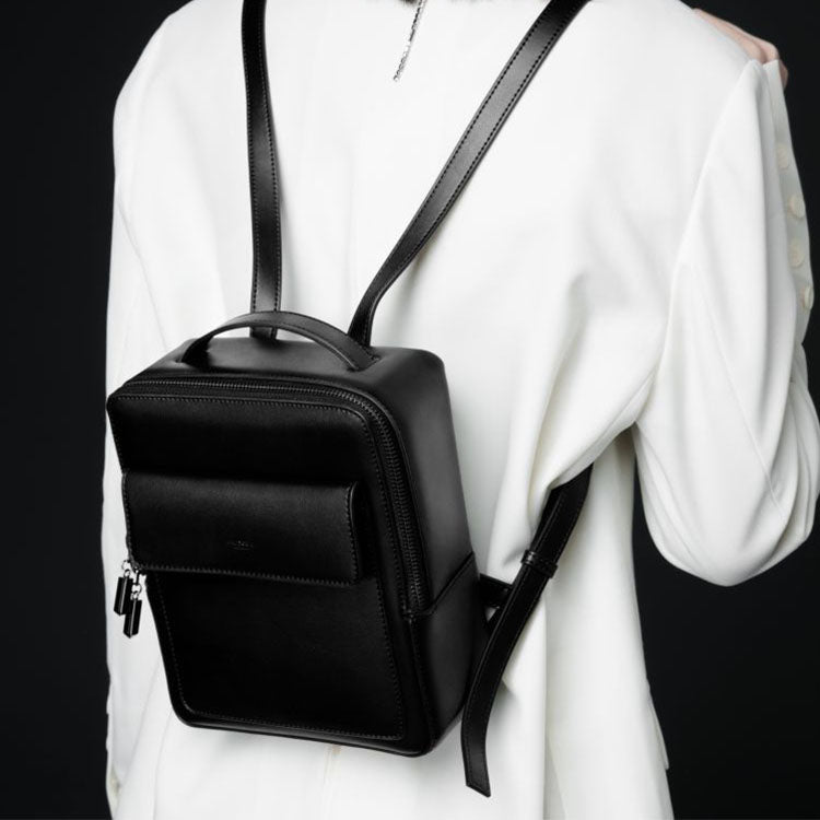 ladies black leather backpack handbag