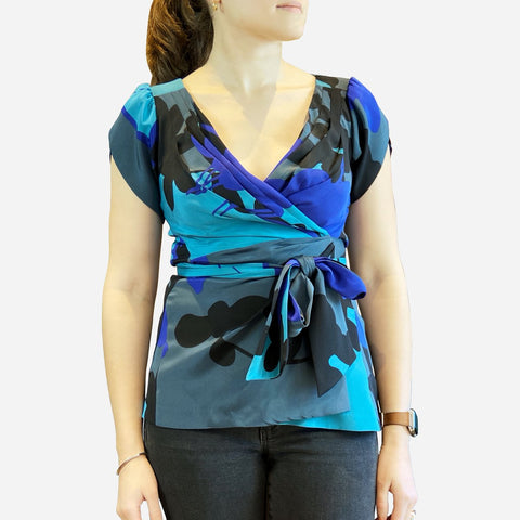 https://trendful.com/collections/all/products/blue-multicolor-short-sleeve-silk-wrap-top