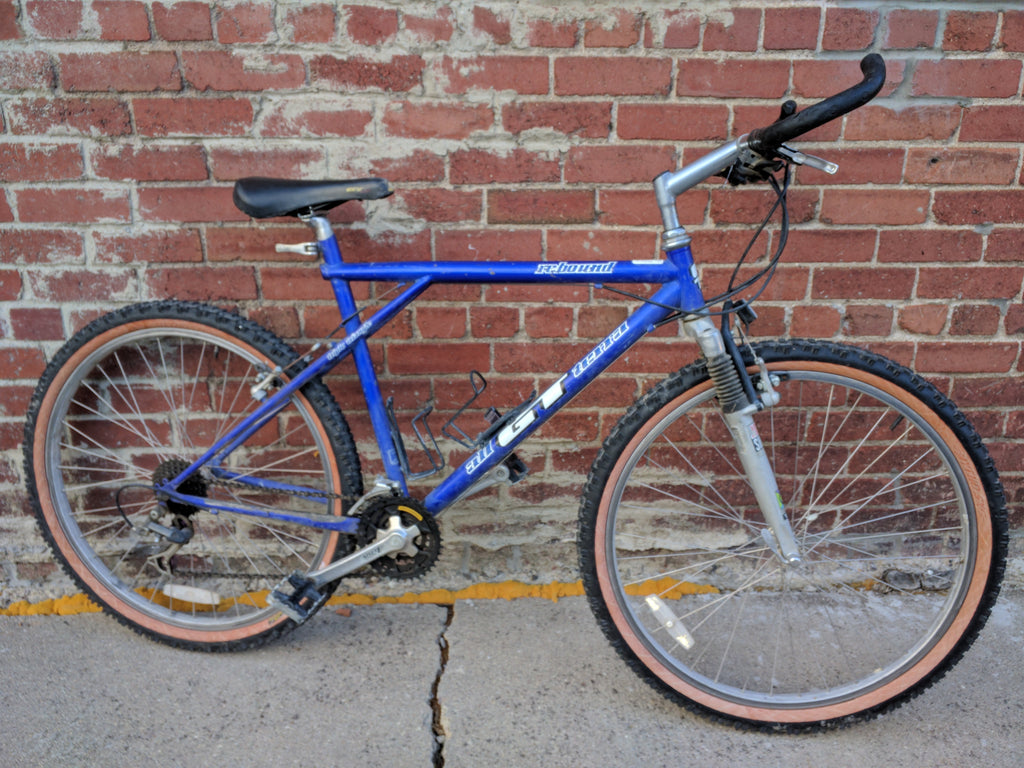 gt mountain bike blue