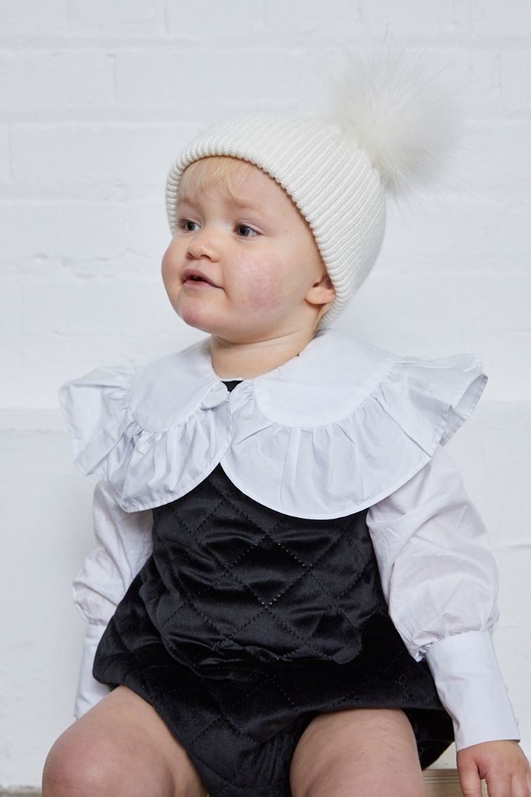 KIDS White/White SINGLE Bobble Hat