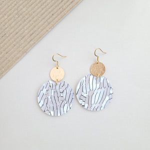 Zoey Earrings - Pearl Black Stripe - White Giraffe Boutique