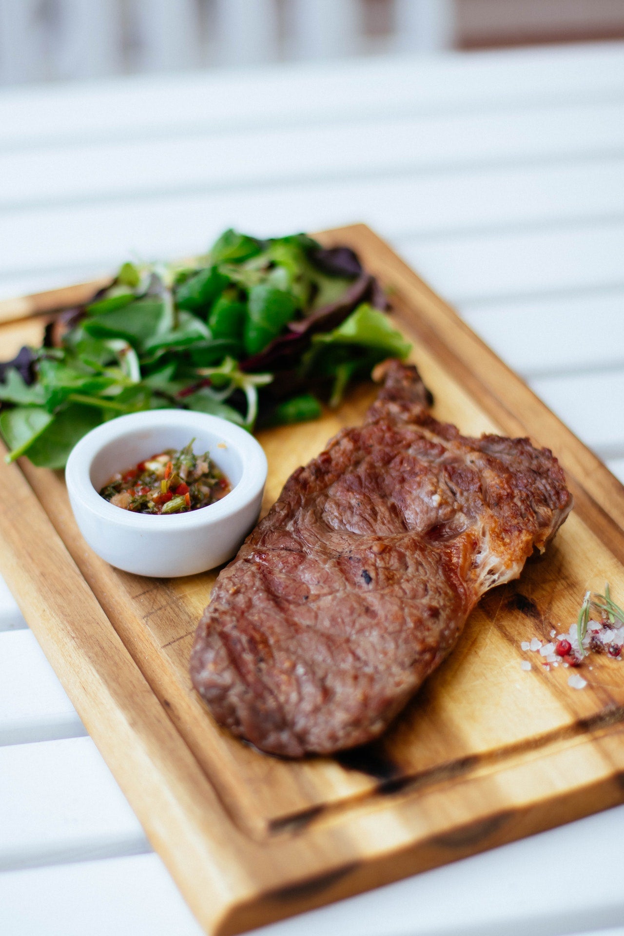 Routed cutting boards and themed plates are a common commodity for both household and industrial use