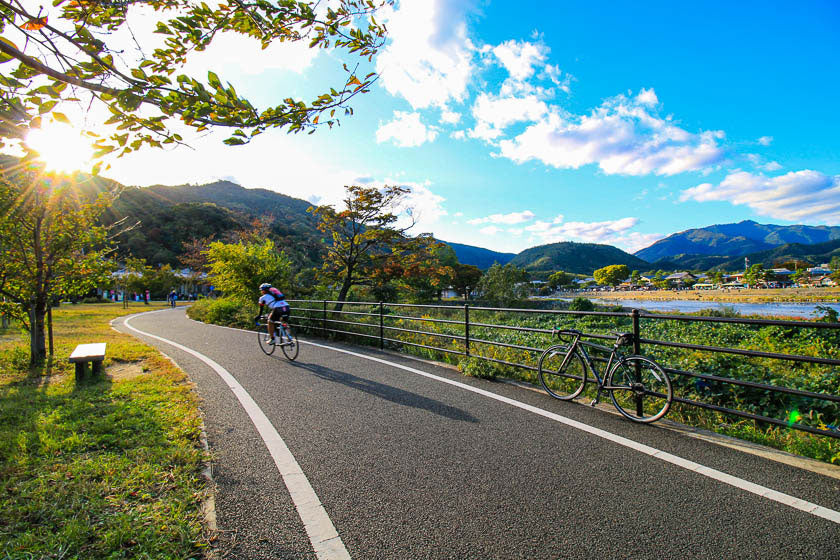 Cycling around Kyoto for K-On scenery – Ovelosphere