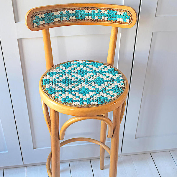 How to cross stitch a chair base