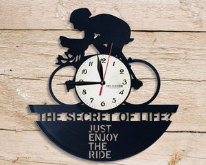 Superior wall clock Enjoy Ride