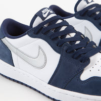 midnight navy jordan 1 low