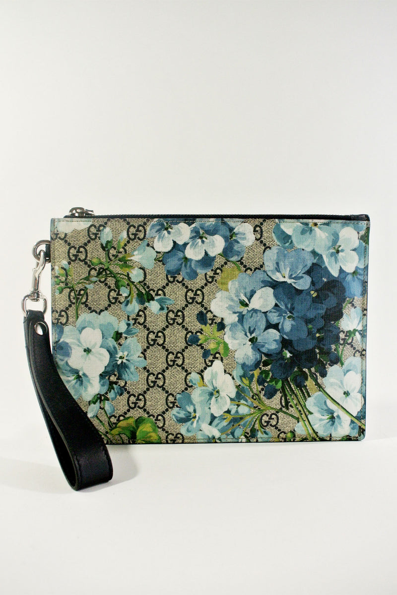 gucci bloom wristlet