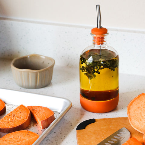 This TikTok-Famous Olive Oil Dispenser Cuts Down Kitchen Messes