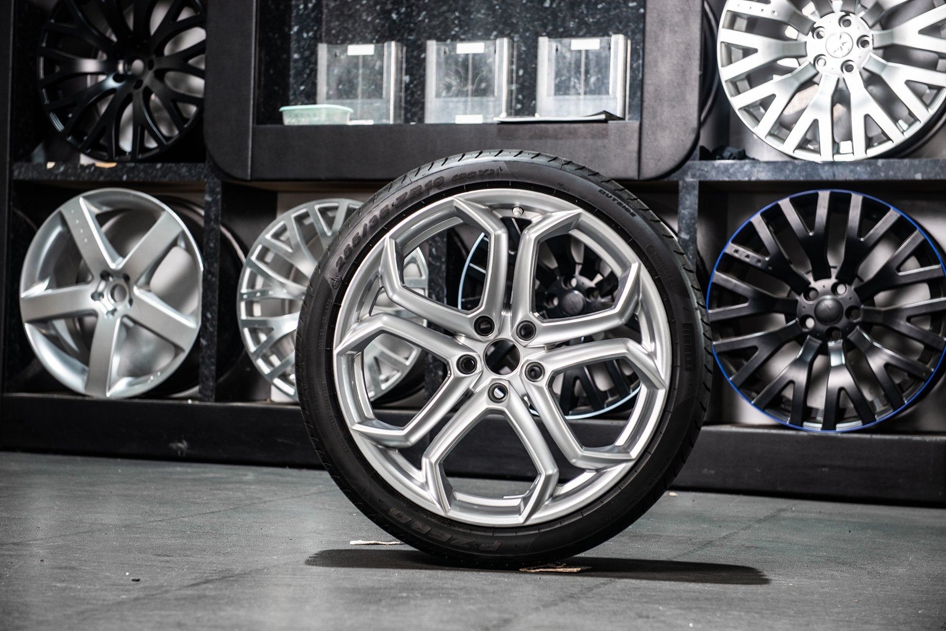 Lamborghini Aventador Original Wheels | Project kahn - Project Kahn