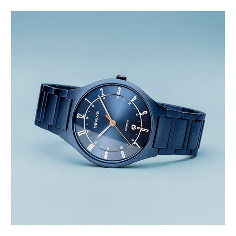  bering-titanium-watch