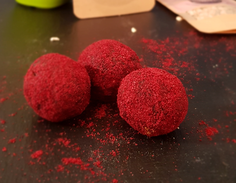 Proteinballs Raw Bites Preiselbeer Fruchtpulver