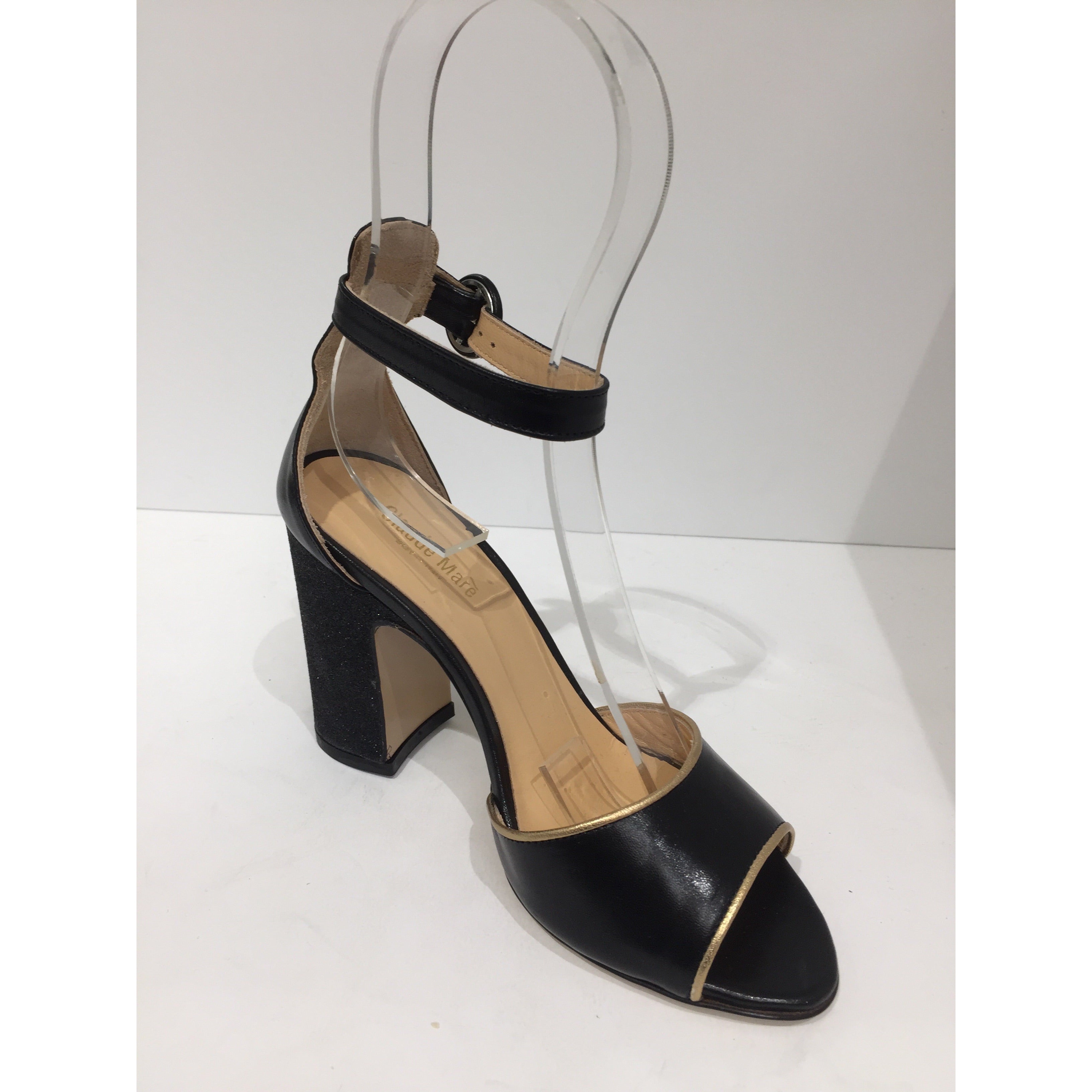 Leather Heel Pump CM075