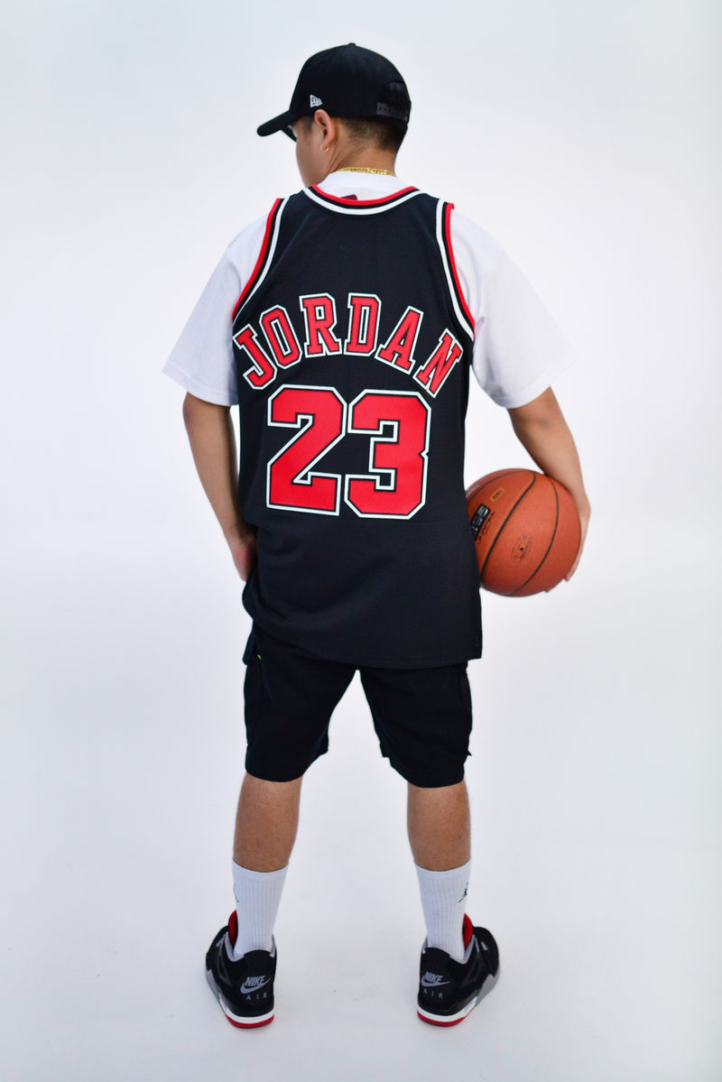 Bemærk venligst orkester eftertænksom AUTHENTIC NBA SWINGMAN JERSEY CHICAGO BULLS MICHAEL JORDAN 23 '97-98 B –  Custom Teez NZ