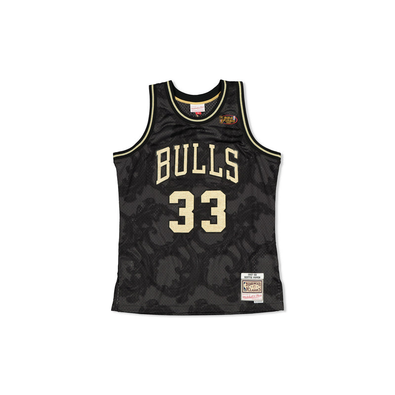 scottie pippen jersey gold