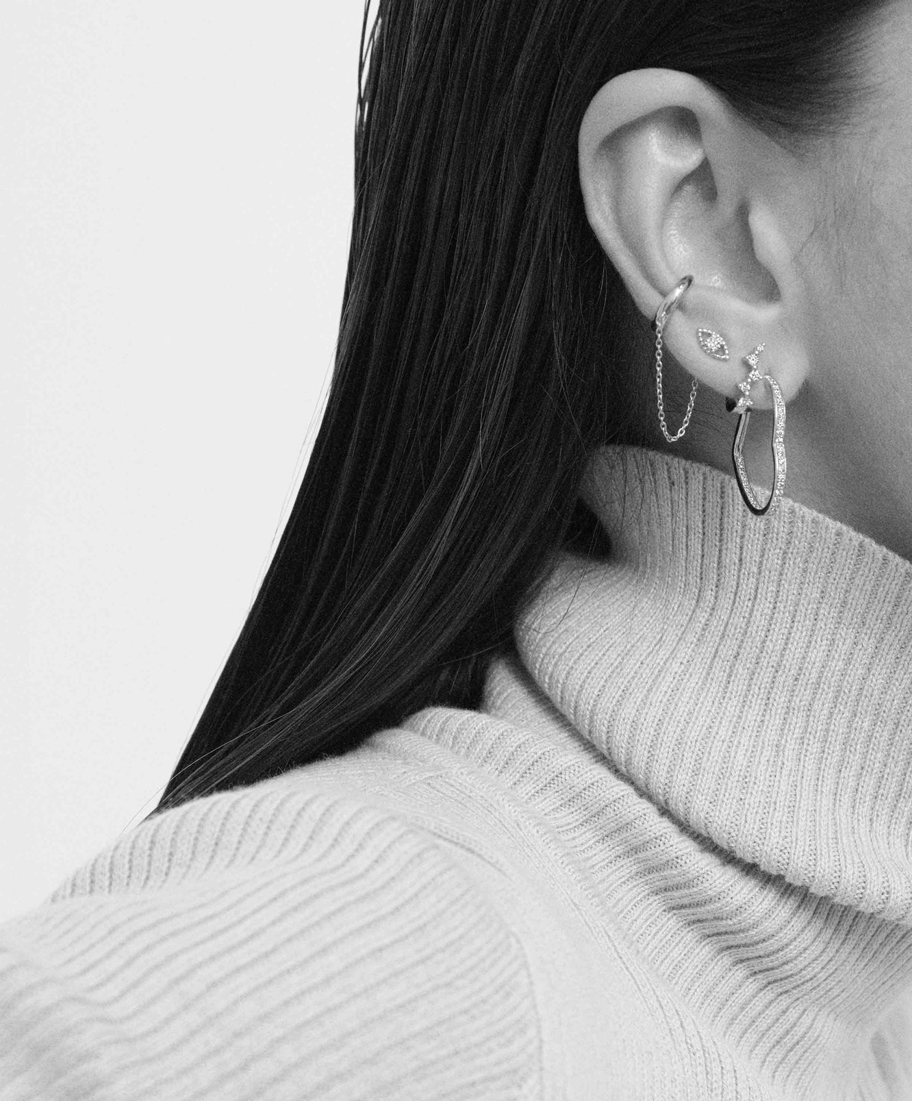 Onda Ear Cuff