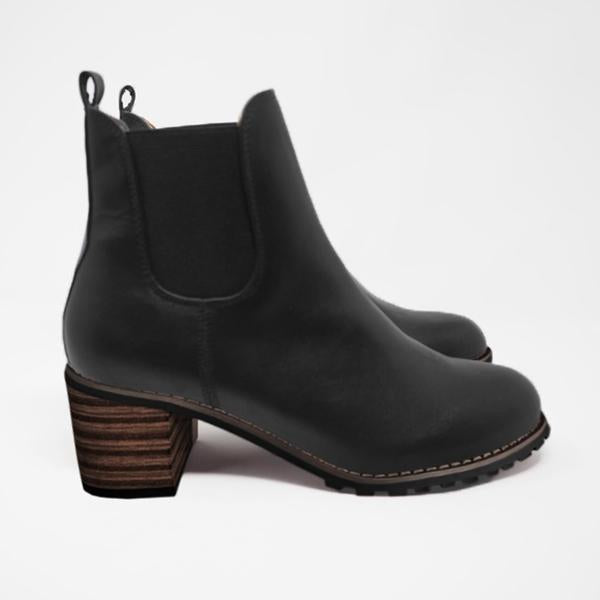 cleated heel chelsea boots