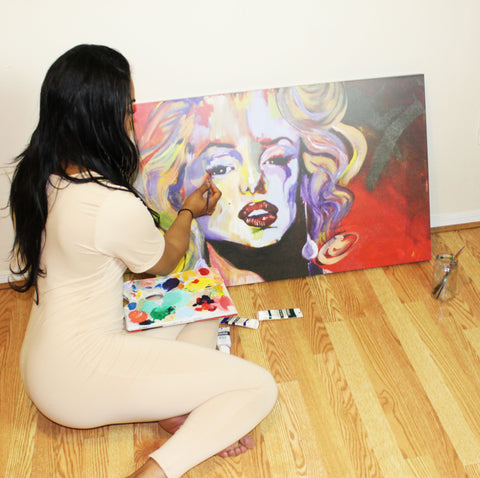 Simone Agoussoye Paints Marilyn Monroe