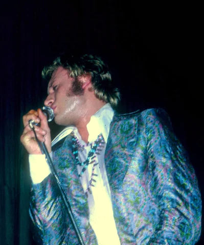 Tenue de scène de Johnny Hallyday au concert à l'Olympia en 1967 