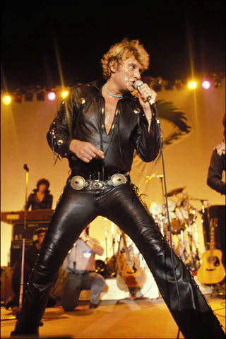 Tenue de scène de Johnny Hallyday lors de la tournée de 1981