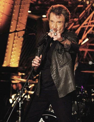 Tenue de scène de Johnny Hallyday lors du concert à la tour Eiffel en 2011