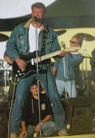 Tenue de scène de Johnny Hallyday lors du concert de SOS Ethiopie chanteurs sans frontières en 1985