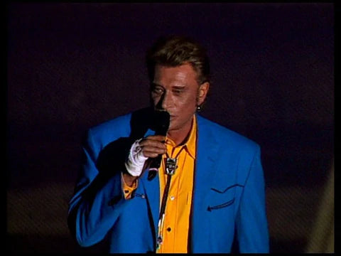 Tenue de scène de Johnny Hallyday lors du concert des Restos du cœur en 1997