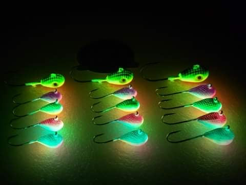 .com: Glow In The Dark Jigs