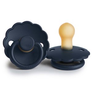 Se FRIGG Daisy Sut str. 1 - Dark Navy hos Luxbaby.dk