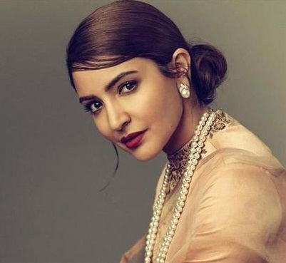 Anushka Sharma in stud Earrings