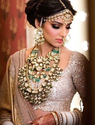 Miheeka Bajaj looks ethereal in this lovely Rani Haar