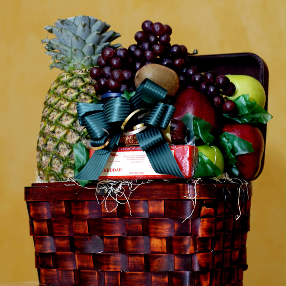 New Year's Gift Baskets Healthy food and wine gifts, USA