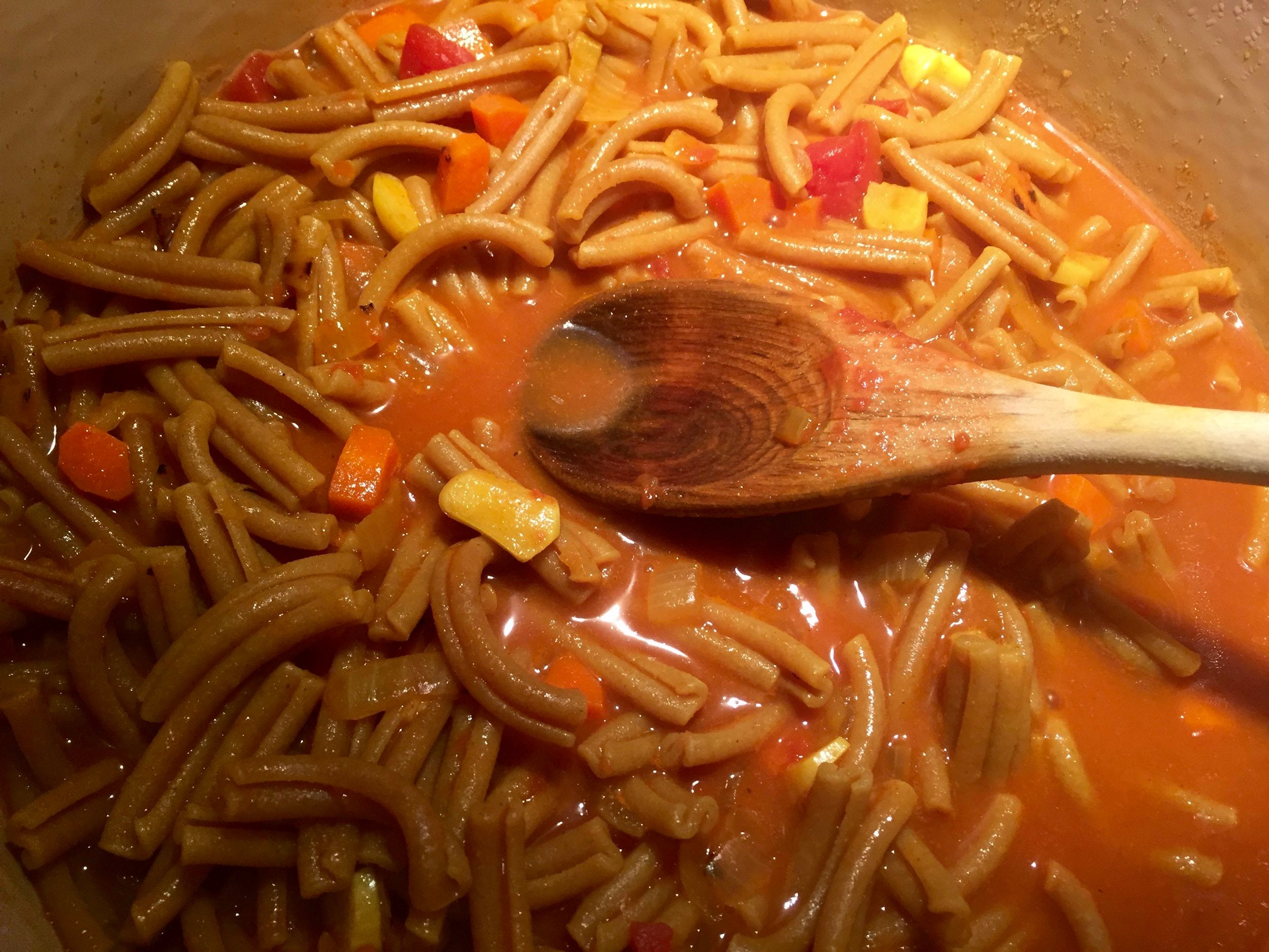  Let pasta simmers in broth until al dente 