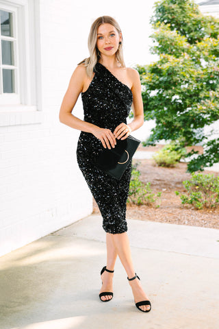https://shopthemint.com/products/find-your-way-black-sequin-midi-dress?variant=39669776711738