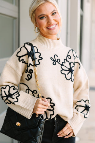 neutral flower sweater 2023