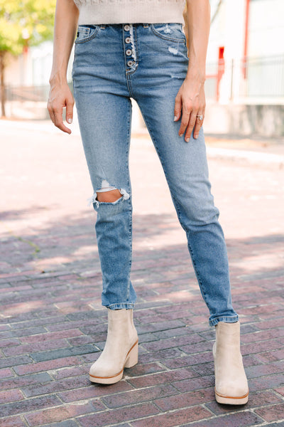 How to Style Ripped Jeans: The Dos and Don'ts – Shop the Mint