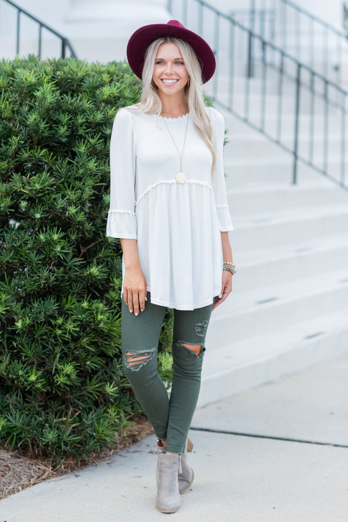 Flower Child Top, Ivory – The Mint Julep Boutique