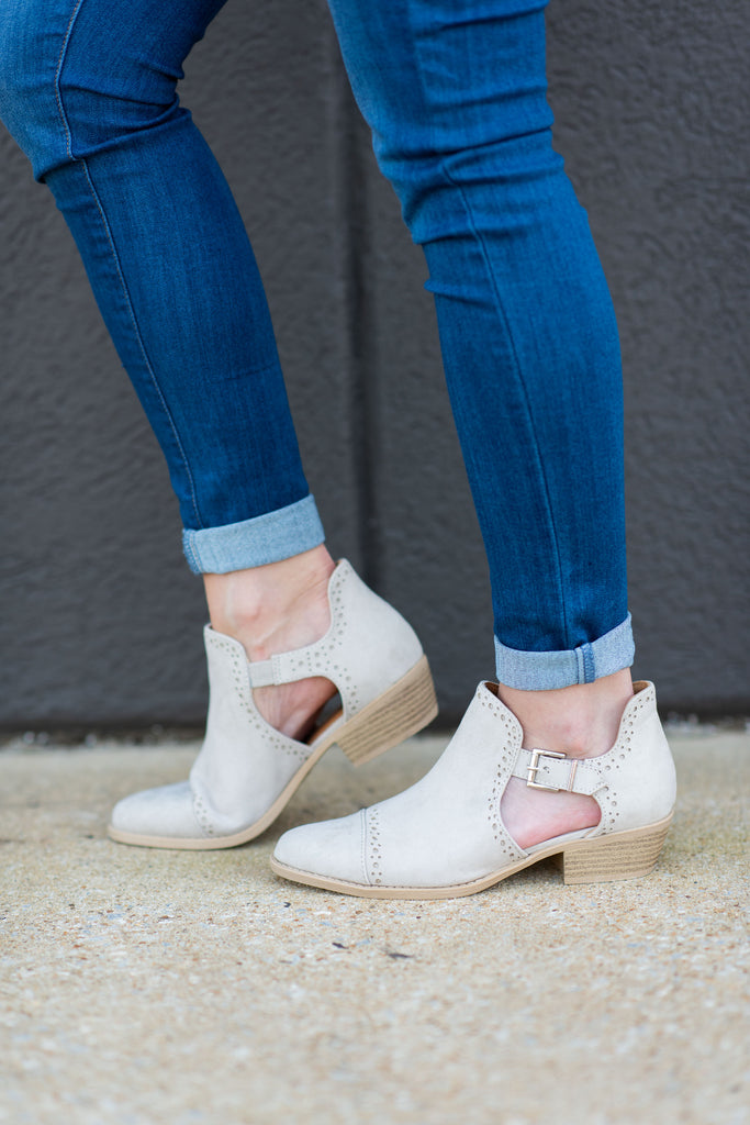 Open Buckle Detail Booties, Oatmeal – The Mint Julep Boutique