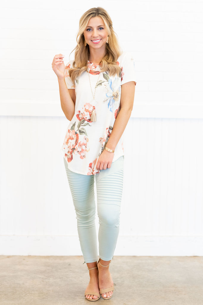 Floral Casual Top, Off White – The Mint Julep Boutique