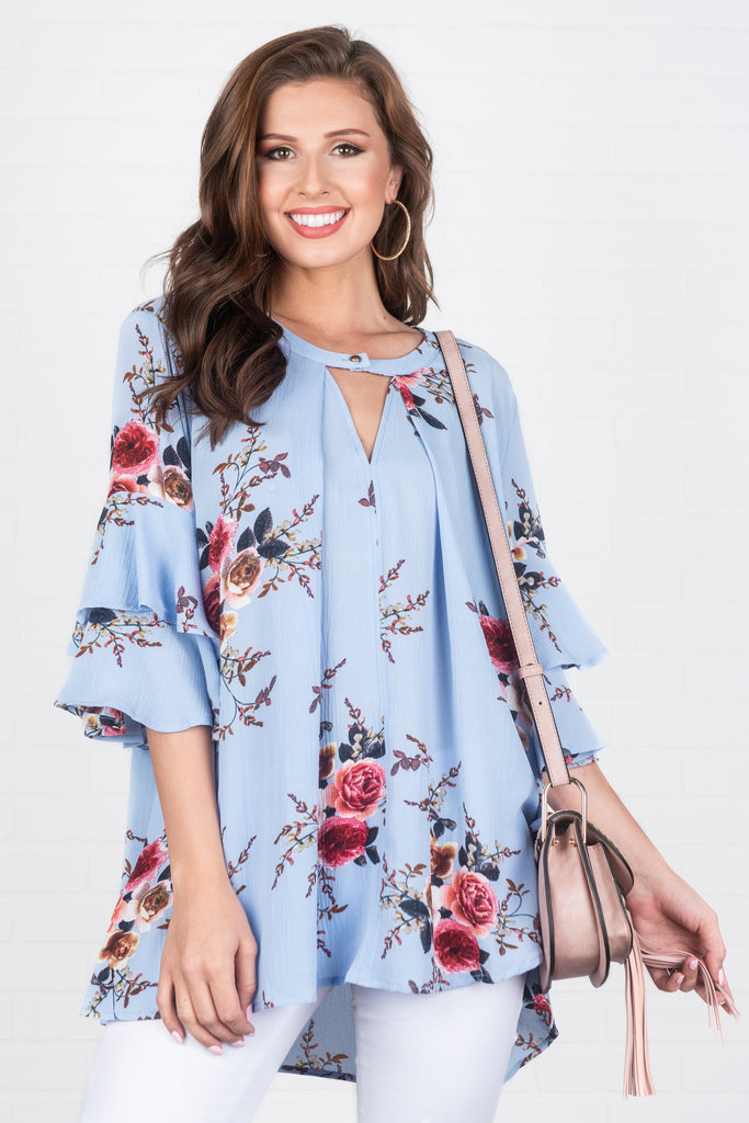Keep Being You Top, Powder Blue – The Mint Julep Boutique