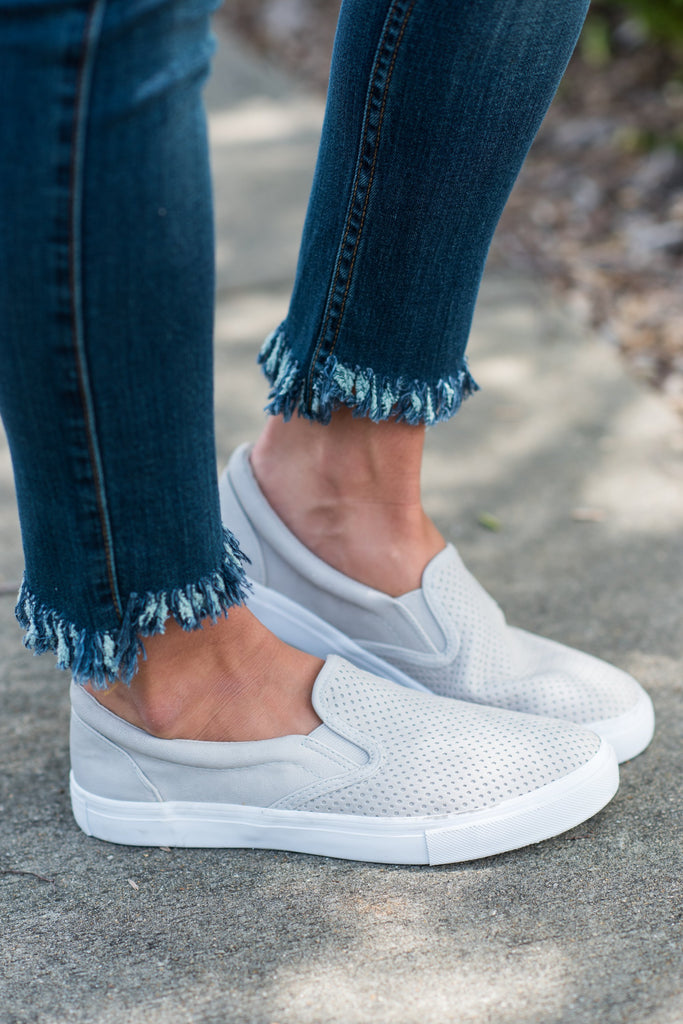 Causal Trendy Gray Sneakers – The Mint Julep Boutique