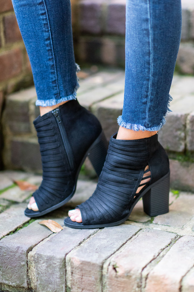 Hold It Down Booties, Black – The Mint Julep Boutique