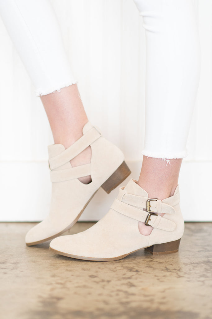 Chic Analysis Booties, Ice – Shop The Mint